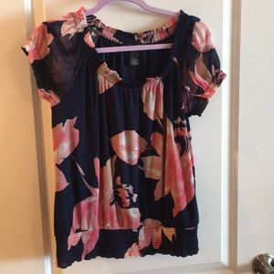 Bubble blouse with flowers